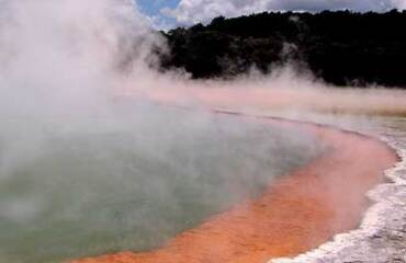 Iconic North Island Tour Image 5