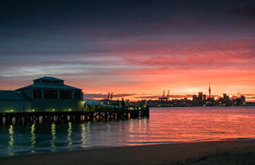 Waitomo, Rotorua and Hobbiton Getaway Image 2