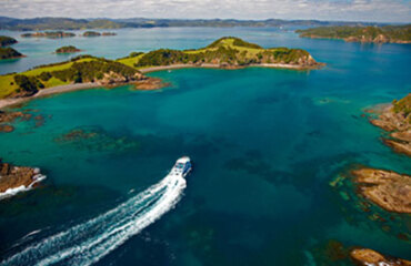 Bay of Islands Rotorua and Waitomo Caves 5 Day Tour Image 4