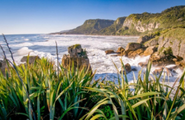 Great Journeys of New Zealand - Classic Alpine Highlights Tour (Northbound) Image 2