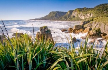 Great Journeys of New Zealand - Classic Alpine Highlights Tour (Southbound) Image 2