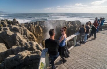 Great Journeys of New Zealand - Classic New Zealand Highlights Tour (Northbound) Image 3