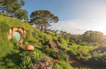 Luxury in Middle Earth Image 4