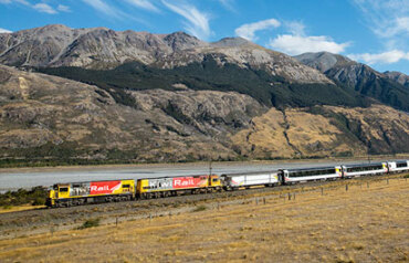 Queenstown to Queenstown South Island Highlights Image 3