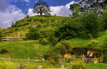 Land of the Rings Image 5