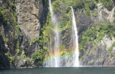 New Zealand North and South Island Grand Tourer Image 5
