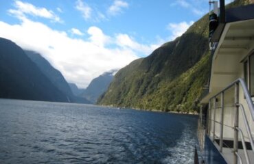 Fiords, Glaciers & Mountains Escape Image 3