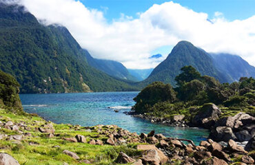 Queenstown, Milford Sound and Glacier Highlights Image 5