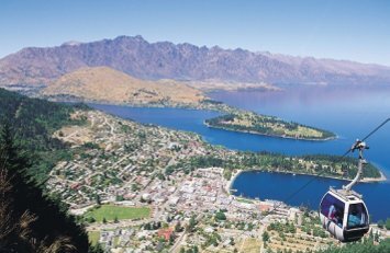 10 day Glaciers and Overnight Fiordland Image 3