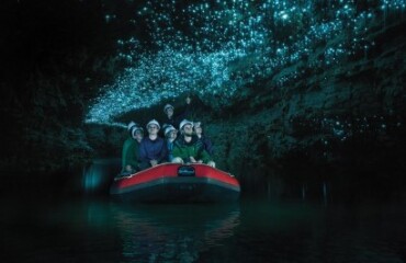 Waitomo, Rotorua and Hobbiton Getaway Image 3