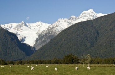 Auckland to Christchurch Wonders of New Zealand Image 2