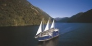 Fiordland Navigator Overnight Boat in Doubtful Sound