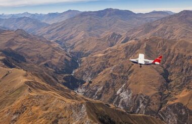 Milford Sound Grand Scenic Aeroplane Flight