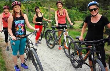 Gibbston Ride and Wine Self-Guided Tour with Arrowtown Bike Hire