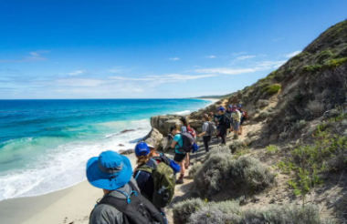 See all of New Zealand with a tailor-made package holiday