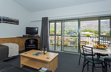 Clearbrook Motel and Serviced Apartments