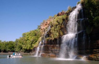 Explore New Zealand with these great holiday ideas