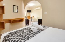 Elphin Serviced Apartments