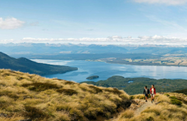 Kepler Track and Luxmore Guided Heli Hike with Fiordland Tours - Lunch Included