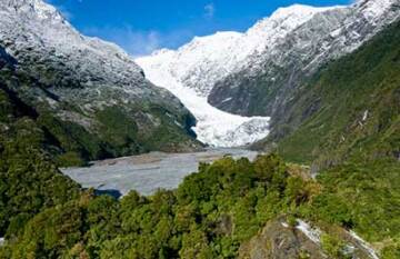 3 day TranzAlpine Glaciers and Queenstown - Day 1