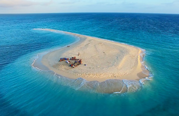 Coral Expeditions: Outerknown Adventures on the Great Barrier Reef - Day 3