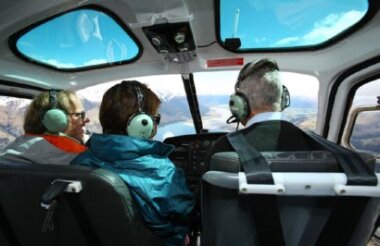 Lord of the Rings and Glacier Explorer Flight with Glacier Southern Lakes Helicopters
