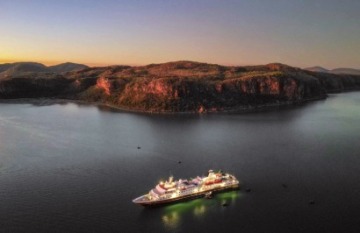 Heritage Expeditions: Kimberley Explorer (Reverse) - Day 1