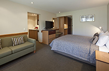 Dunedin Leisure Lodge – A Distinction Hotel (or similar)