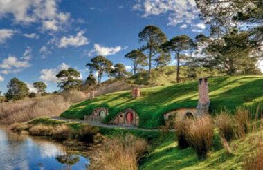 Hobbiton Tour with Marquee Festive Feast Lunch