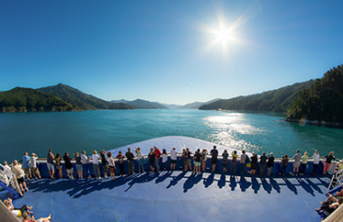 See all of New Zealand with a tailor-made package holiday