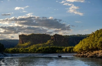 Heritage Expeditions: Kimberley Explorer (Reverse) - Day 5