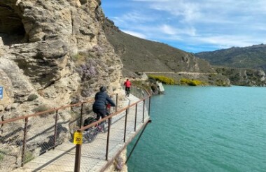 Lake Dunstan Discovery with Kiwi Journeys