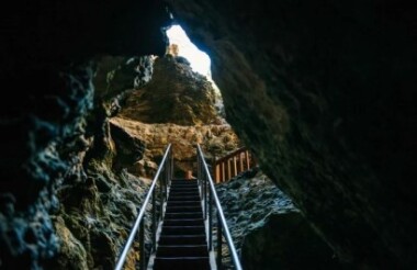 Lake Cave Admission & Guided Tour with Capes Foundation