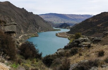 Lake Dunstan Discovery with Kiwi Journeys