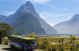 Milford Sound Cruise and coach tour from Queenstown