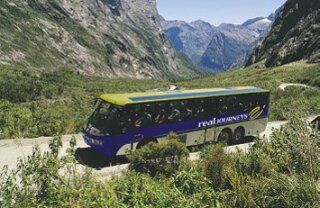 Milford Sound Coach, Cruise and Scenic Flight