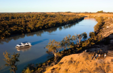 Experience the best of New Zealand with these touring ideas