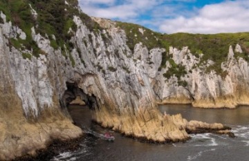 On Board Tasmanian Expedition Cruises: Port Davey Escape - Day 2