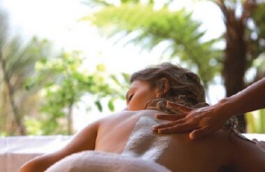 Polynesian Spa Mud Polish & Aix Spa Massage