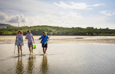 Traditional Aboriginal Fishing with SEIT Daintree Dreaming - Lunch Included