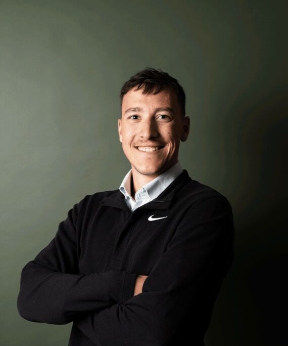 Travel Specialist Owen Hunt