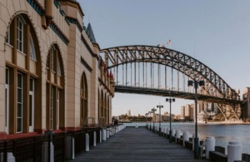 VIA Travel: Sydney to Brisbane Boutique Tour - Day 1
