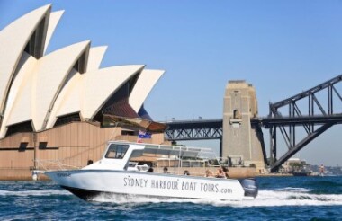 Sydney Icons, Bays & Beaches with Sydney Harbour Boat Tours
