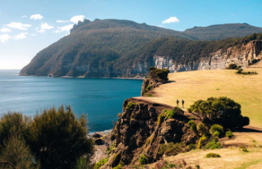 See all of New Zealand with a tailor-made package holiday