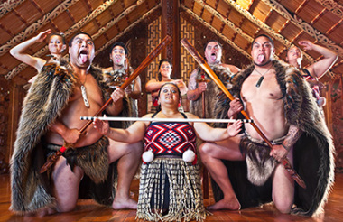 Waitangi Guided Tour & Cultural Performance
