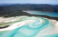 Whitehaven Beach Private Helicopter Tour with Beach Landing from Elysian