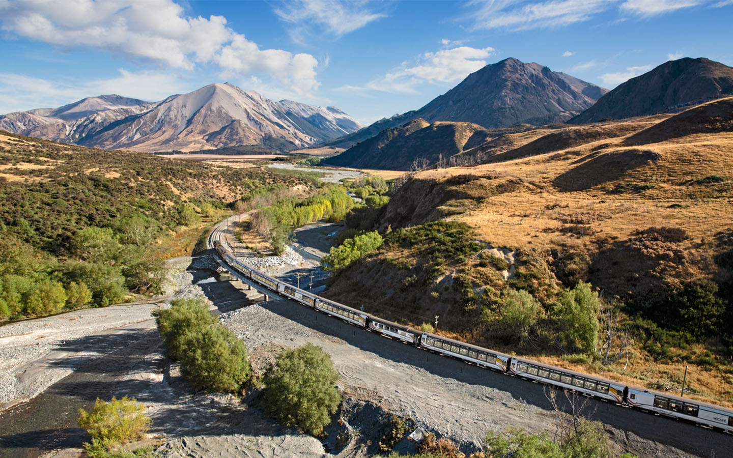 TranzAlpine travelling to Cass Web