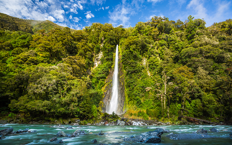 Thunder Falls, Haast Pass Thunder Falls, Haast Pass