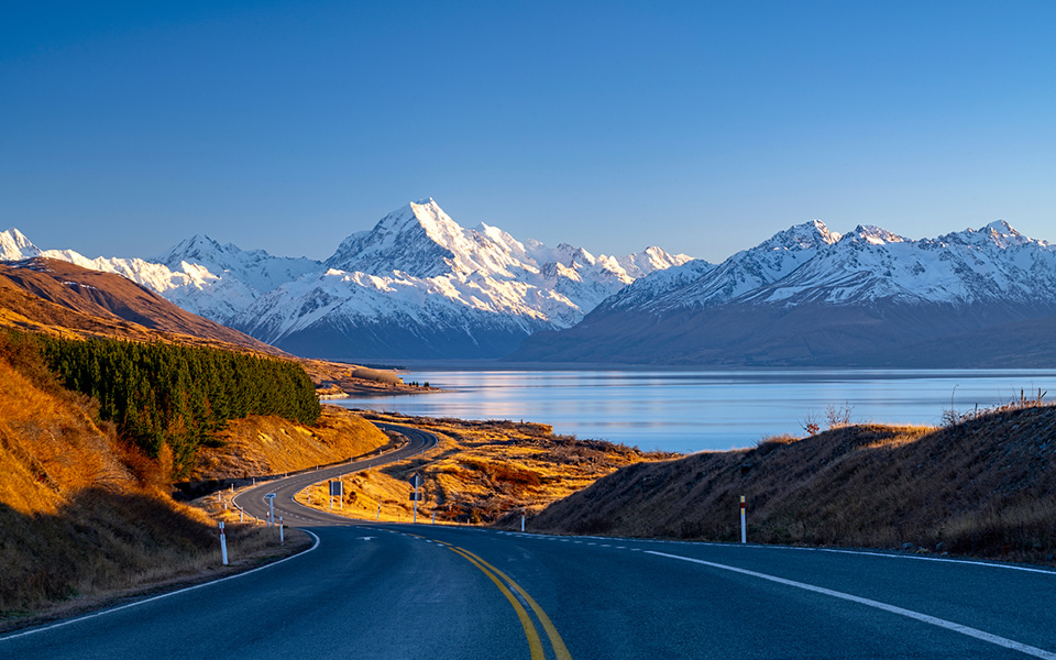 Aoraki Mt Cook National Park in New Zealand's South Island