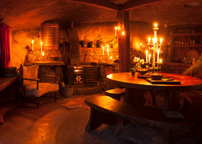 Relax by the fire at Underhill Valley Earth House Relax by the fire at Underhill Valley Earth House